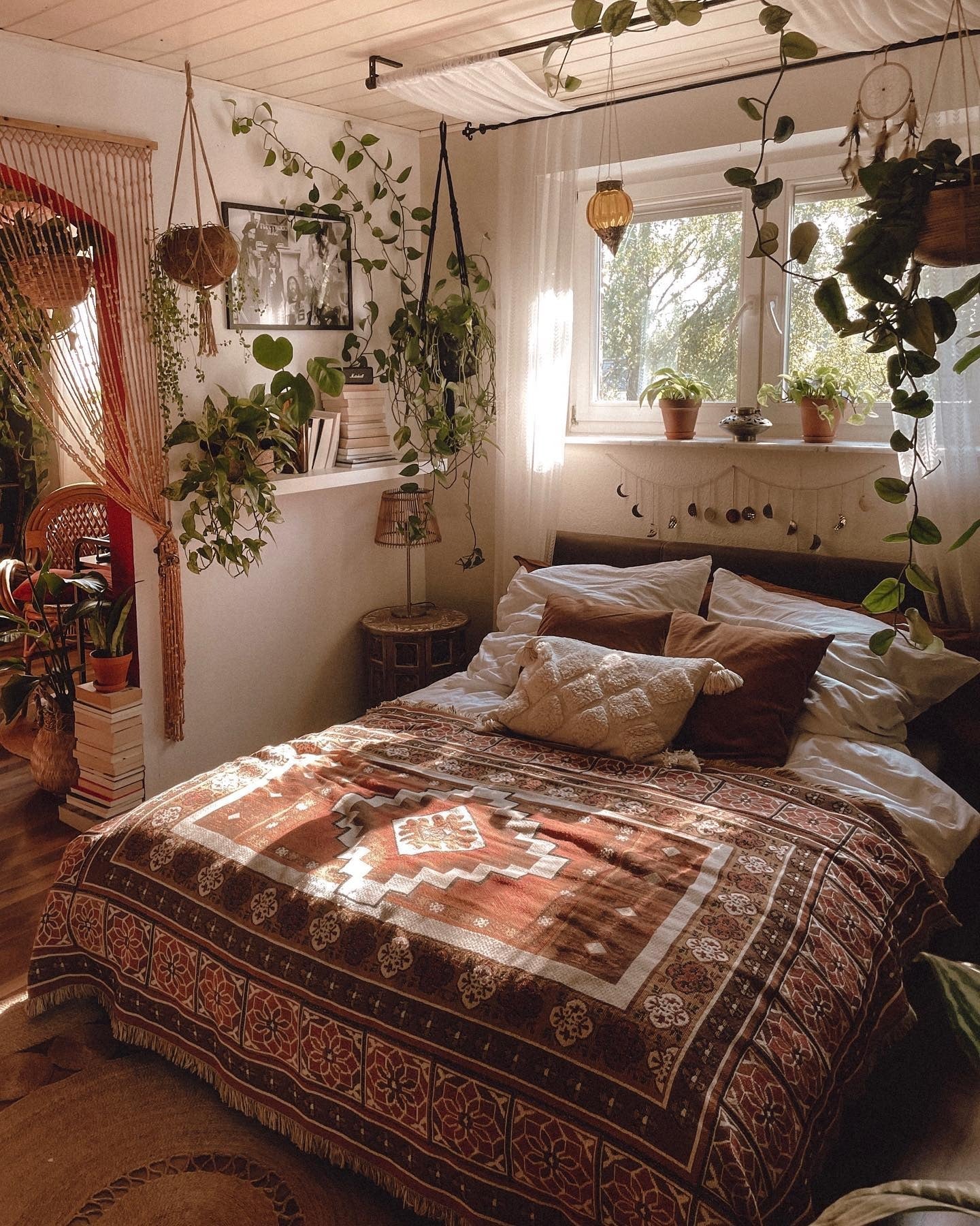 15 Hippie Bedroom Ideas with Boho Magic – Pixelify