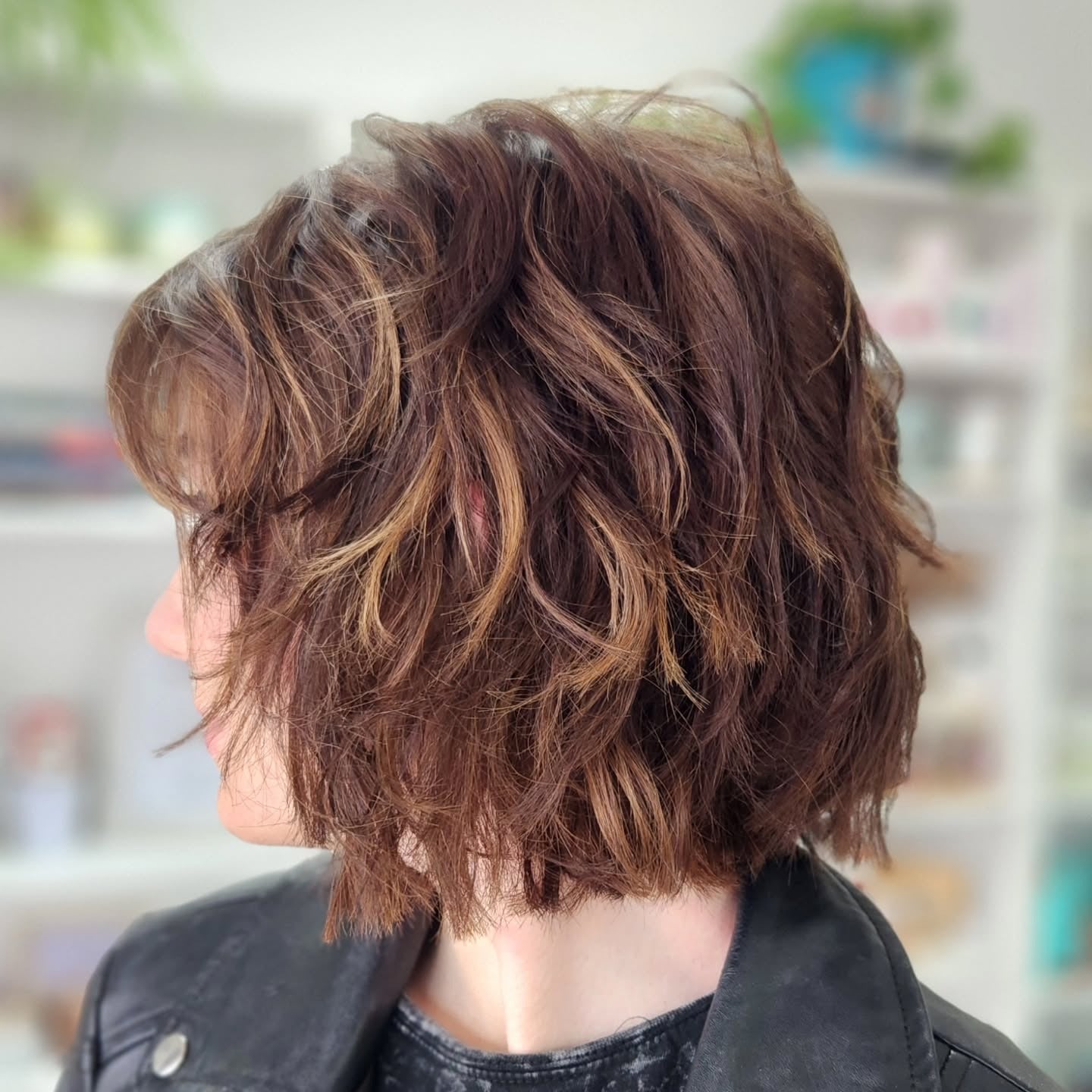 15 Shaggy Bob Haircuts You'll Keep Screenshotting – Pixelify, image size:1440x1440