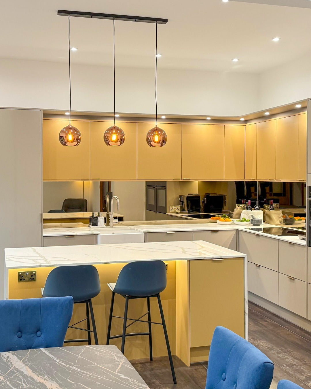 20 Gold Kitchen Ideas That Feel Luxe
