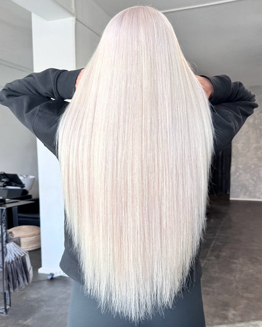 16 Cool Platinum Blonde Hair Styles to Screenshot Now