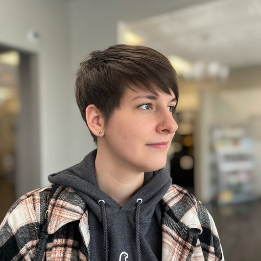 16 Side Swept Pixie Inspirations for a Chic Makeover