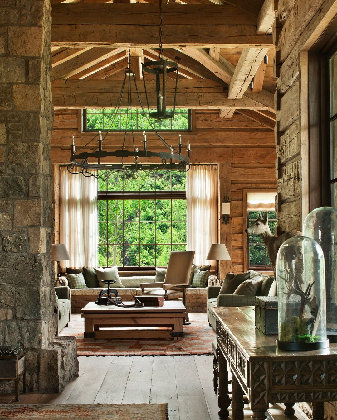 16 Stunning Chandelier Ideas For Kitchen Updates
