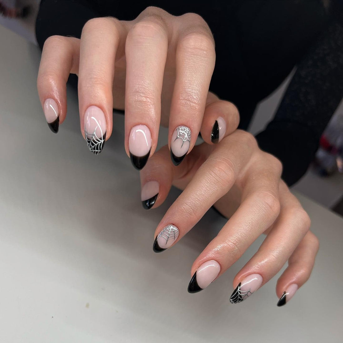 17 Gorgeous Nail Ideas With Black Tips You’ll Adore