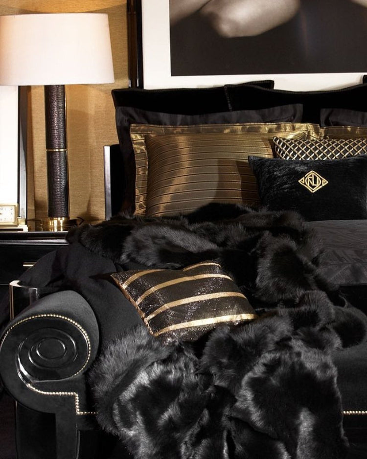 15 Bold Black, White and Gold Bedroom Ideas Worth Saving – Pixelify