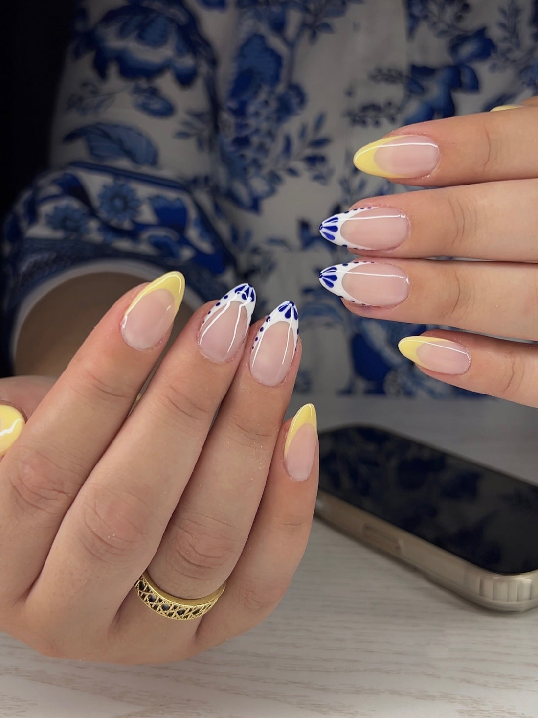 16 Bright Yellow And White Nail Ideas