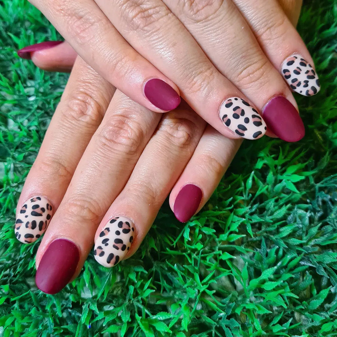 15 Matte Red Nail Ideas for a Classy Look