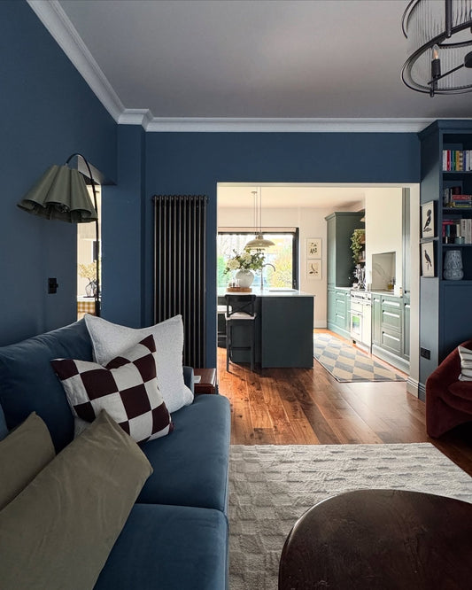 17 Cozy Navy Blue Living Room Ideas 2026