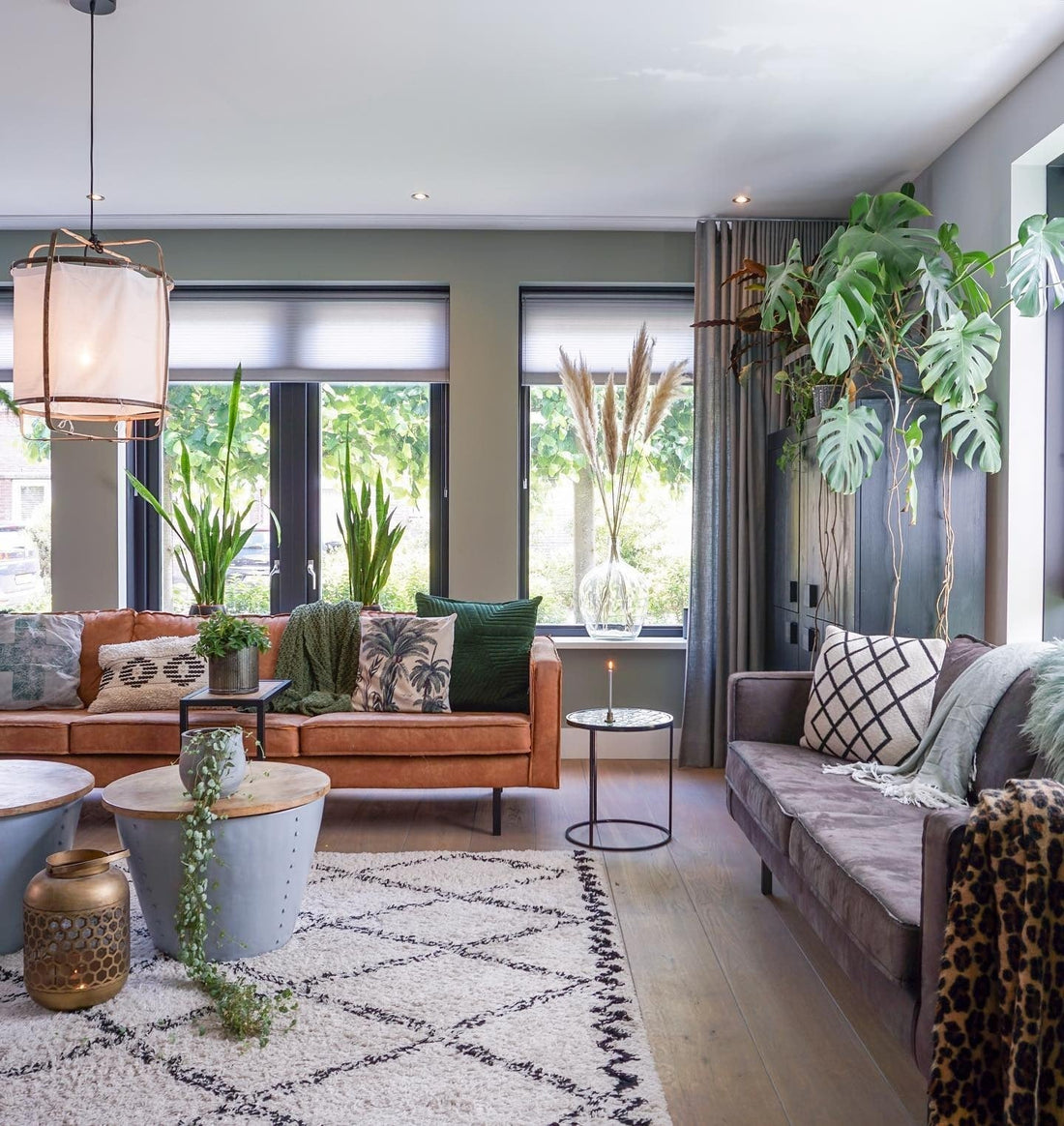 18 Industrial Living Room Ideas to Try 2026
