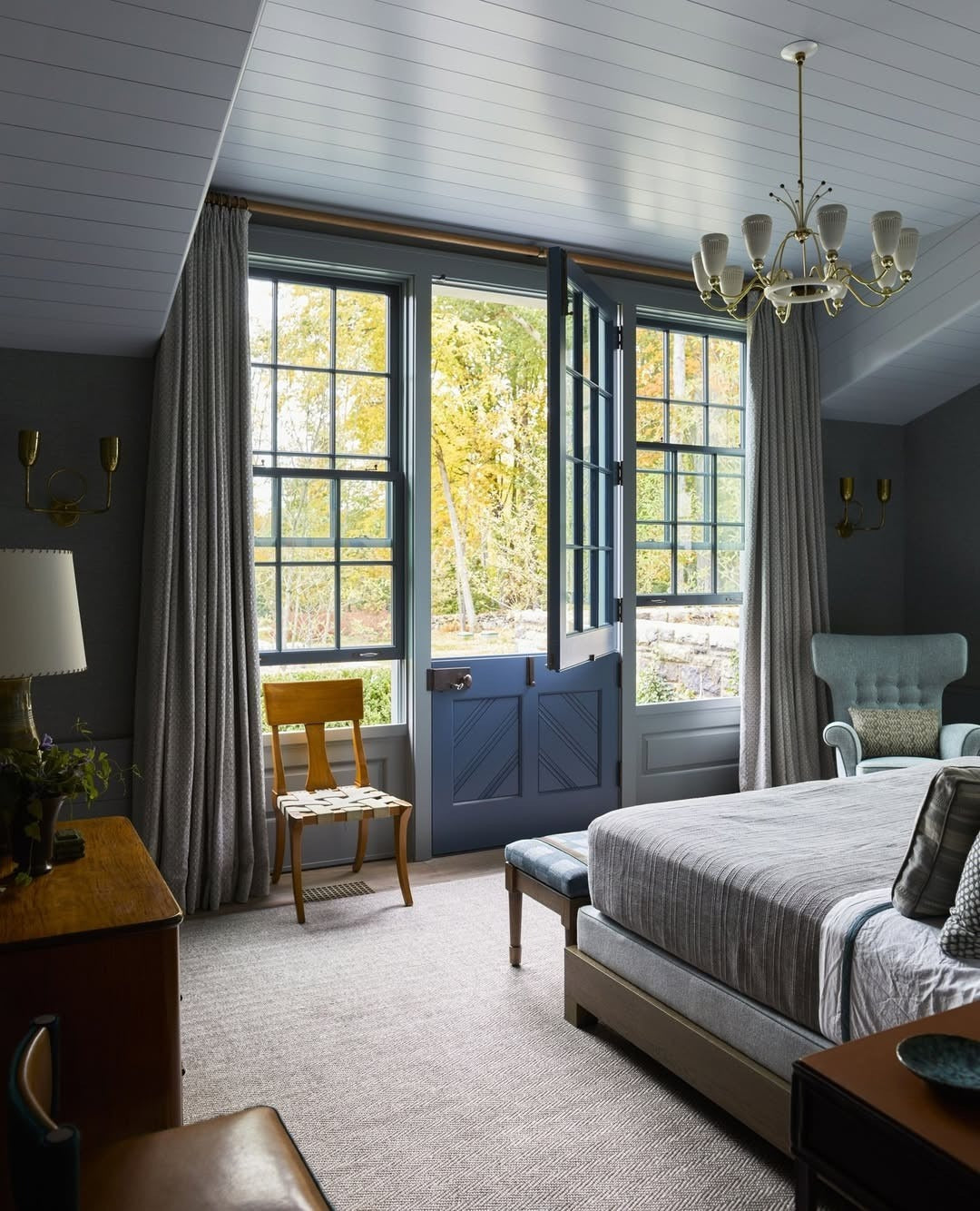 16 Stylish Grey And Blue Bedroom Ideas
