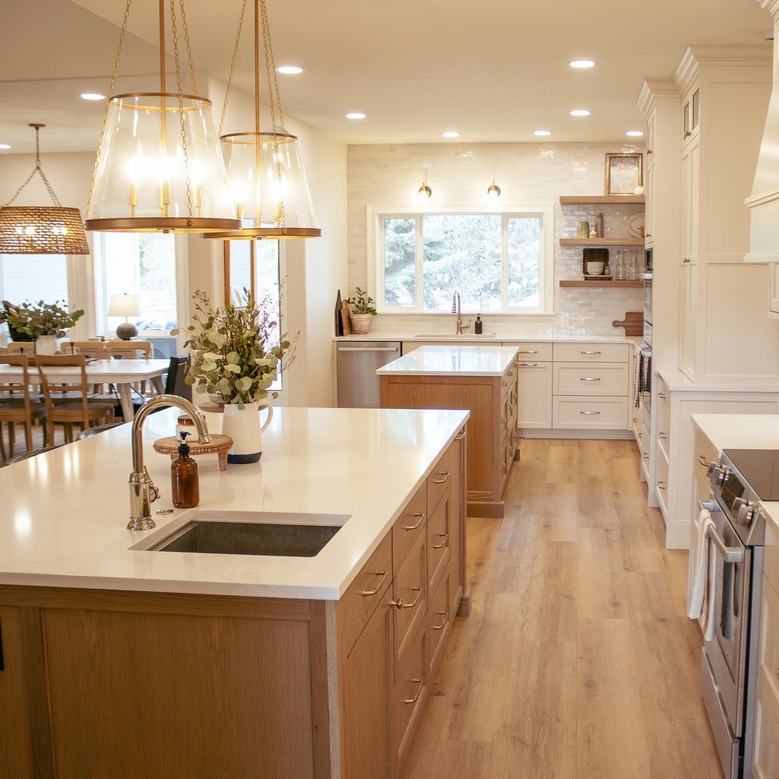 16 Large Kitchen Ideas with Perfect Layout Inspiration