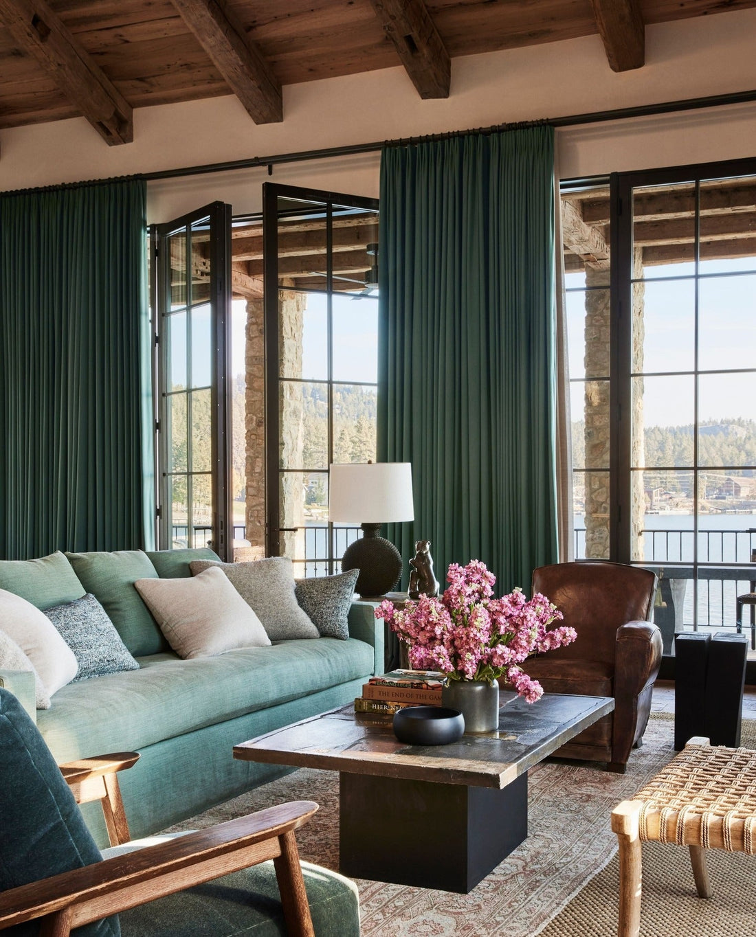 19 Stunning European Living Room Ideas to Inspire Your Space