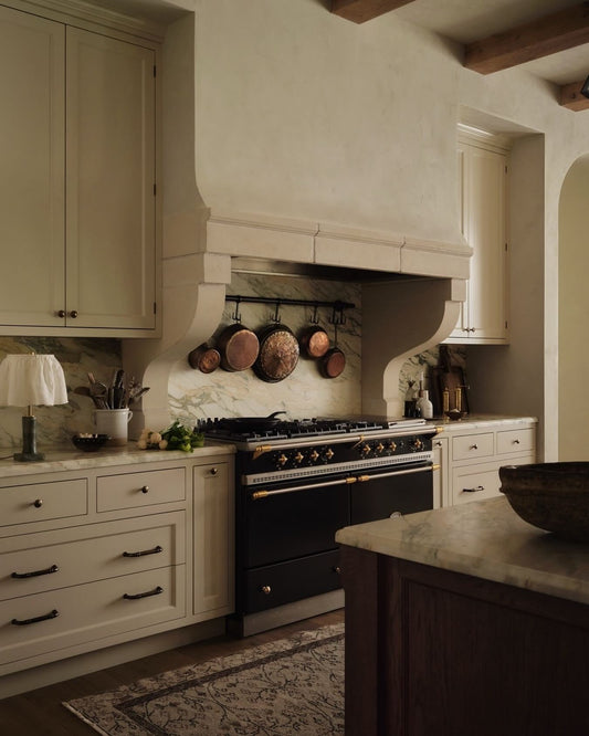 17 Timeless Backsplash Ideas for White Cabinets