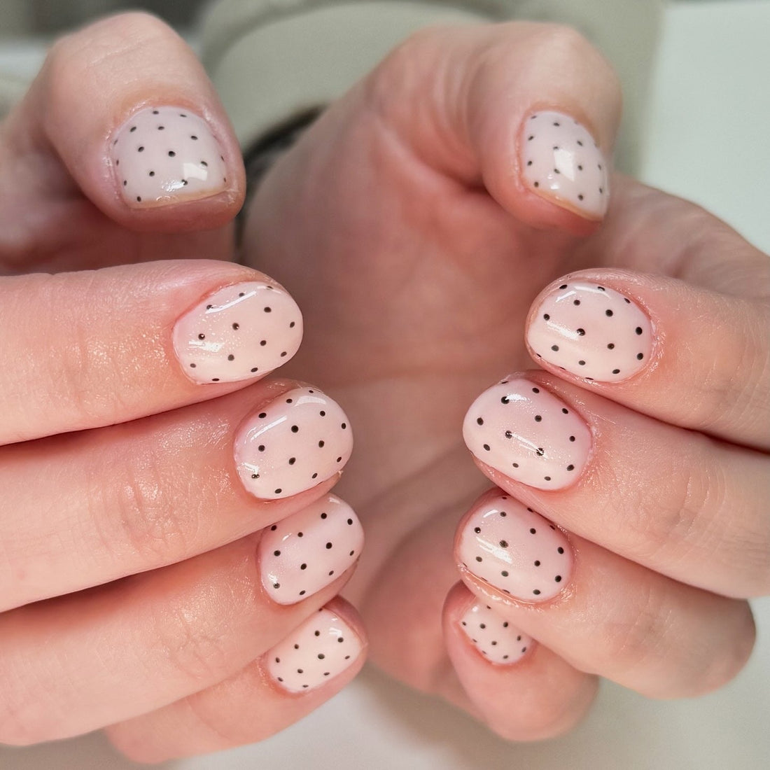 16 Gorgeous Short Round Nail Ideas That Elevate Your Look