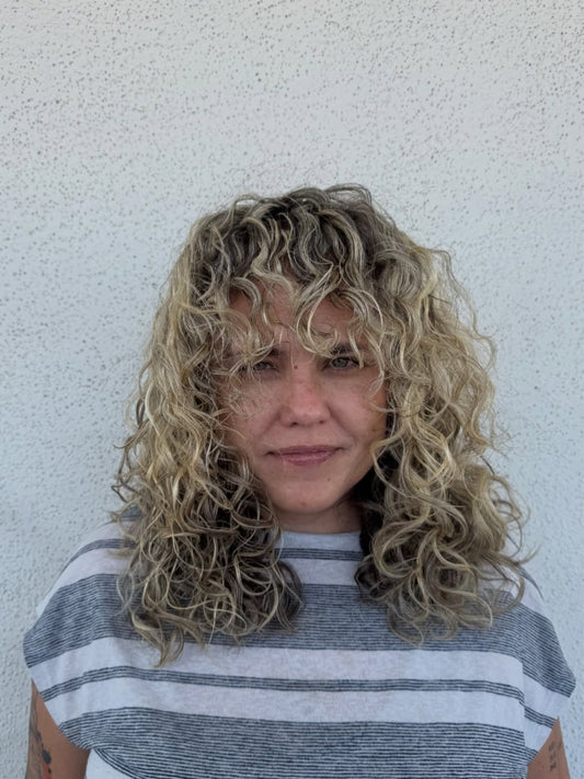 16 Effortlessly Stylish Layered Curly Hairstyles