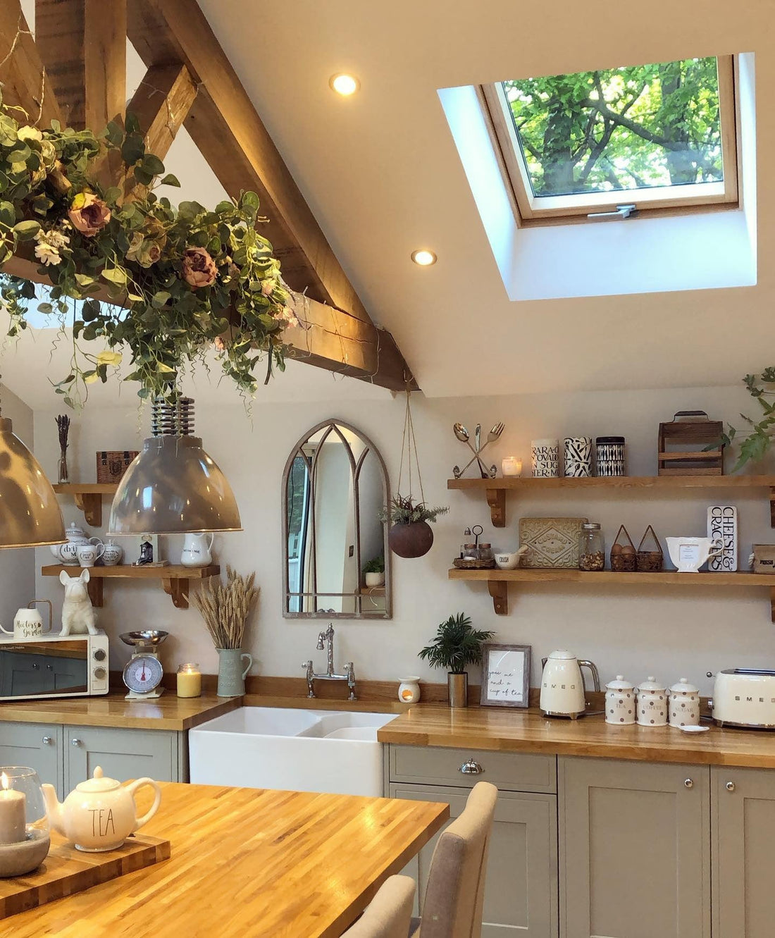 16 Bold Kitchen Mirror Ideas for Instant Impact