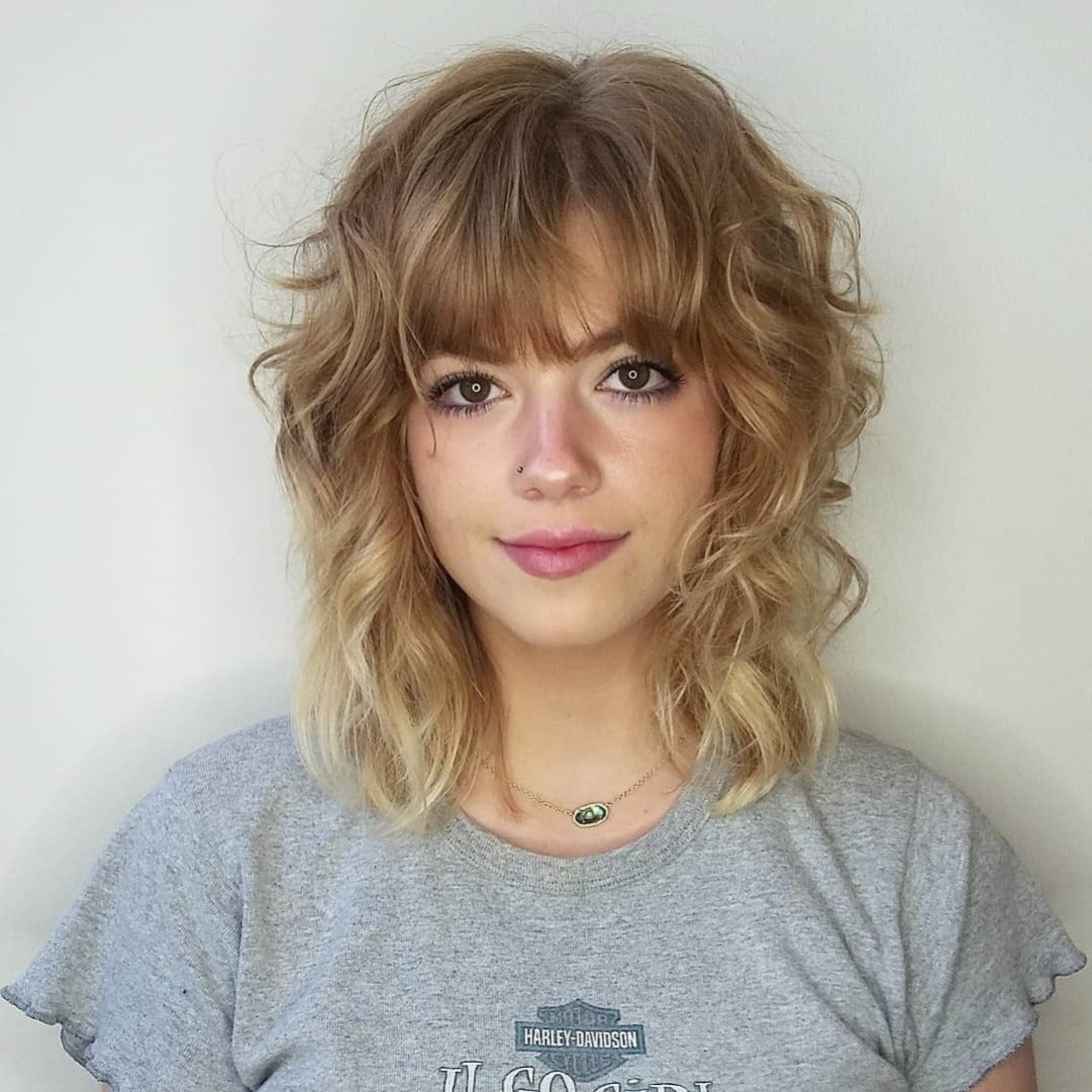 16 Effortless Medium Length Shag Haircuts