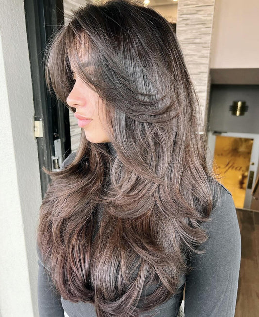 18 Must-See Feather Haircuts for Medium Hair