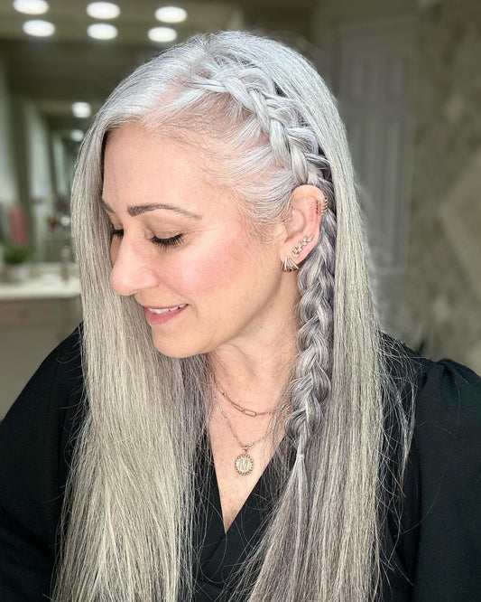 19 Must-See Gray Hairstyles for Women