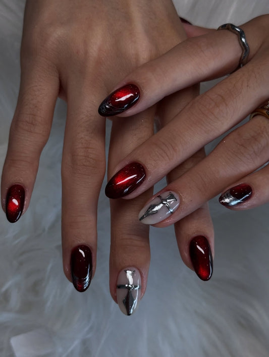 17 Fresh Red And Silver Nail Ideas