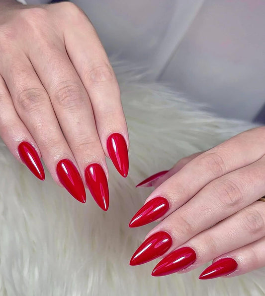 17 Simple Diamond Nail Ideas Worth Saving