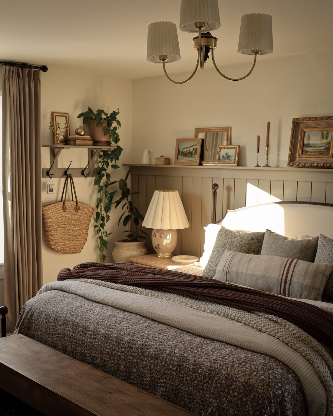 17 Trending Bedroom Ideas For Walls