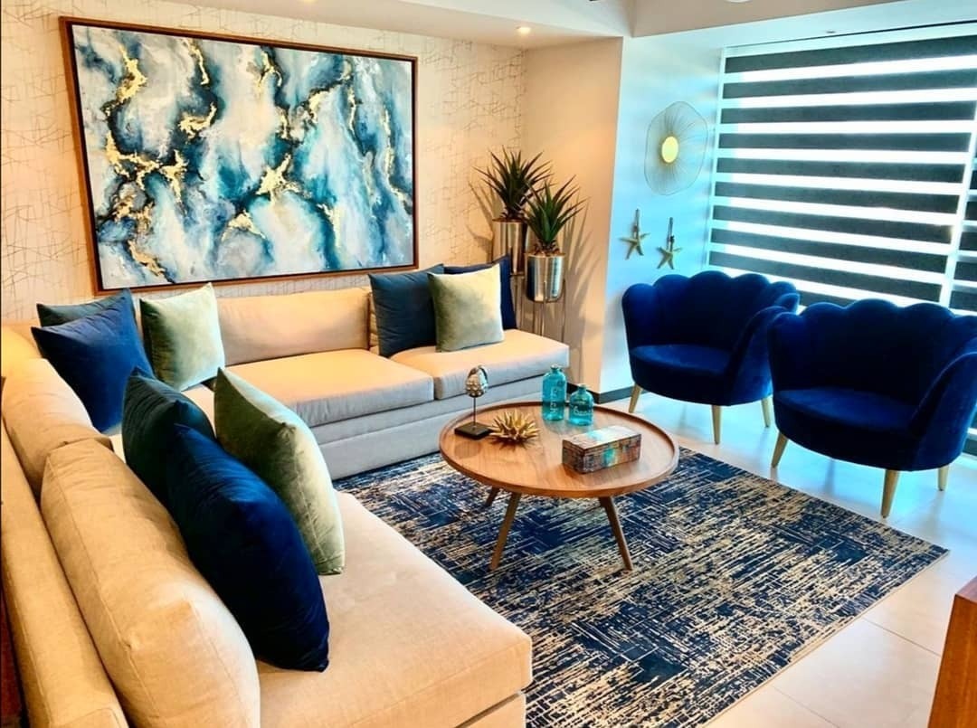 17 Stylish Royal Blue Living Room Ideas 2026
