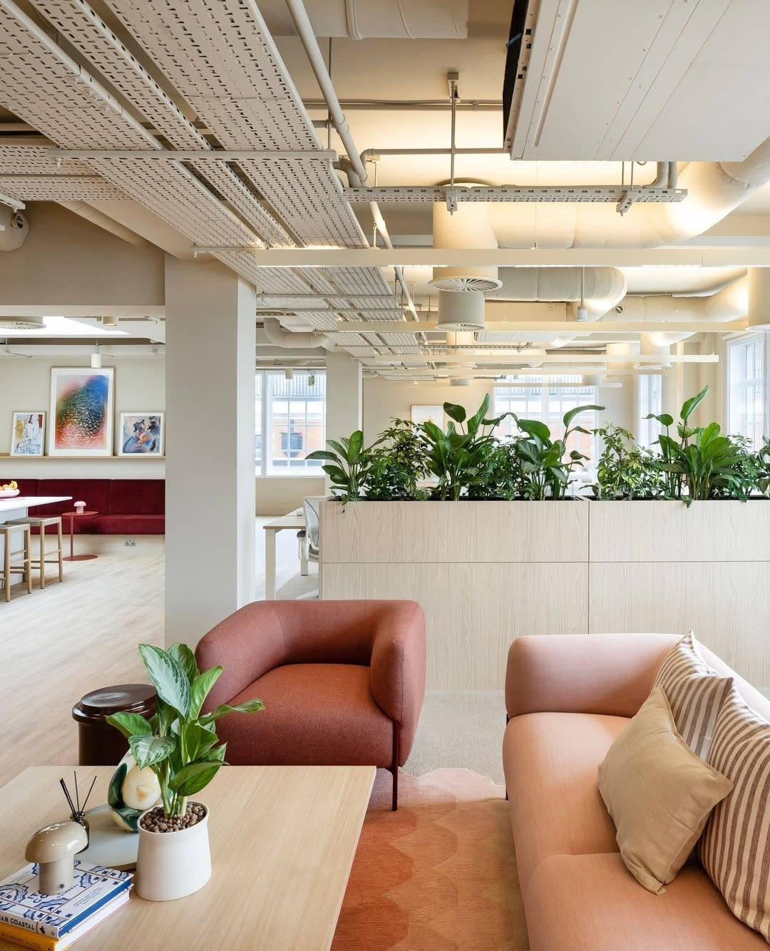 17 Trending Bright Office Ideas for 2026