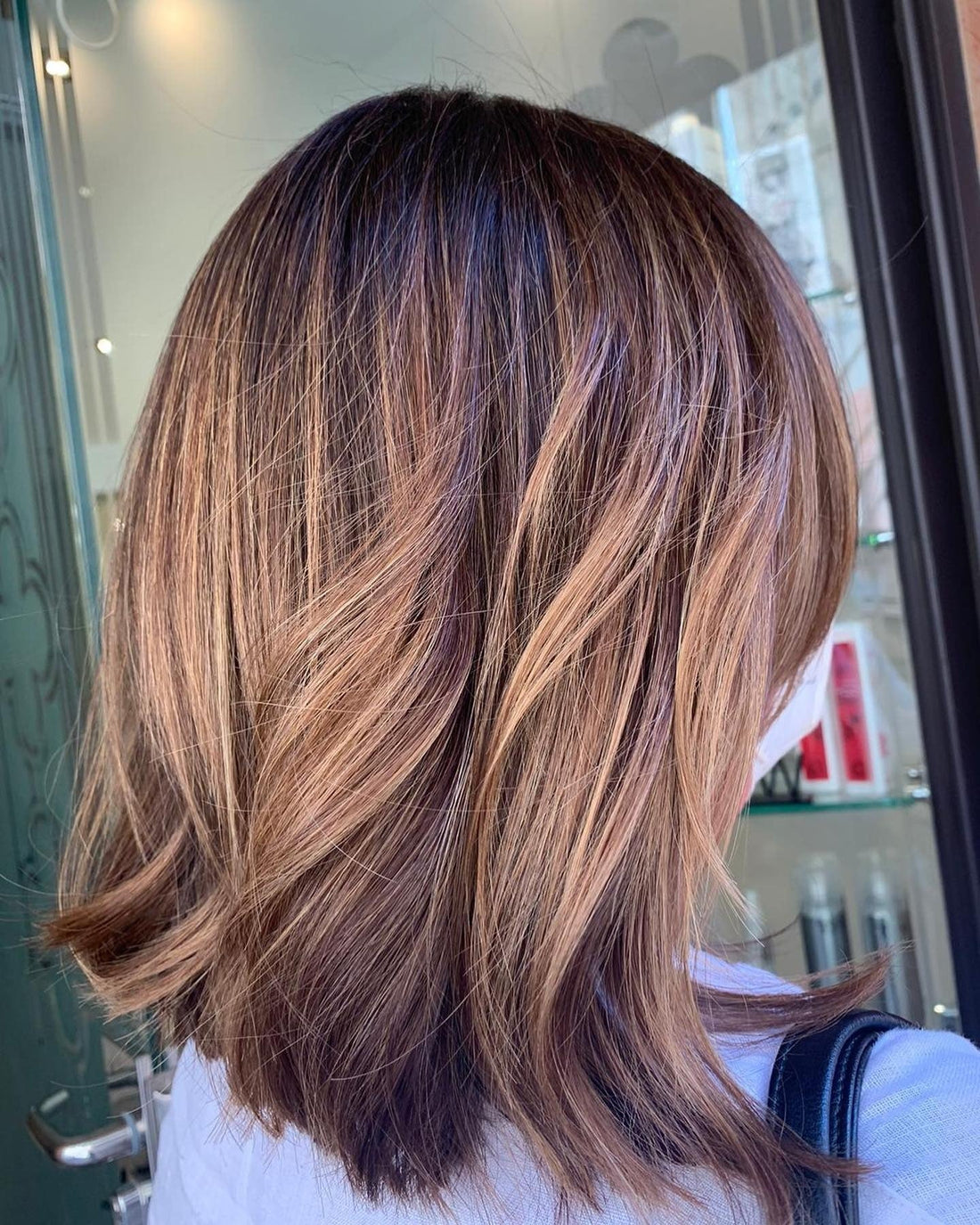 15 Midi Cut Hairstyles for a Polished Look