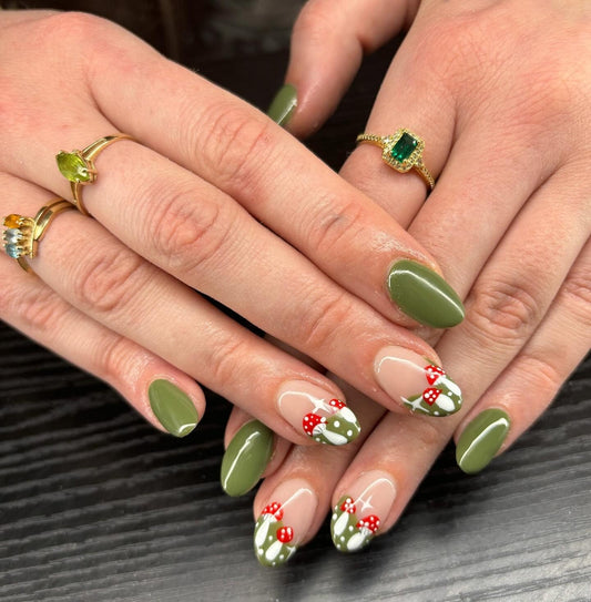 16 Trendy Mushroom Nail Ideas for Natural Aesthetics