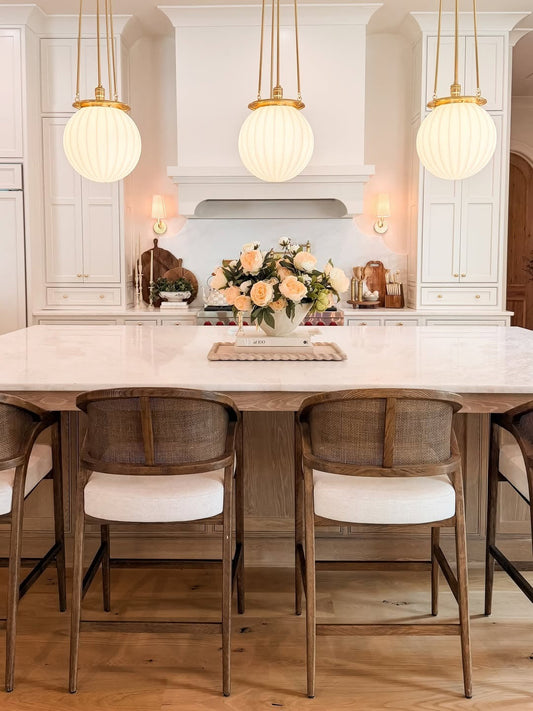 17 Beautiful Kitchen Centerpiece Ideas