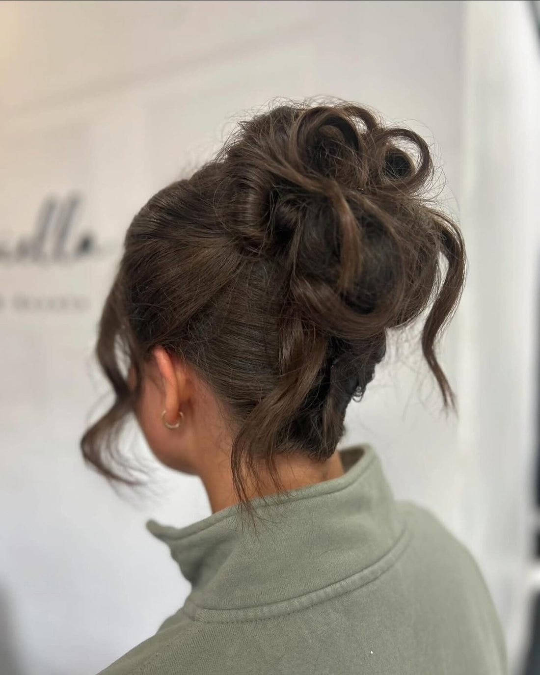 16 Easy Top Knot Hairstyles You'll Save