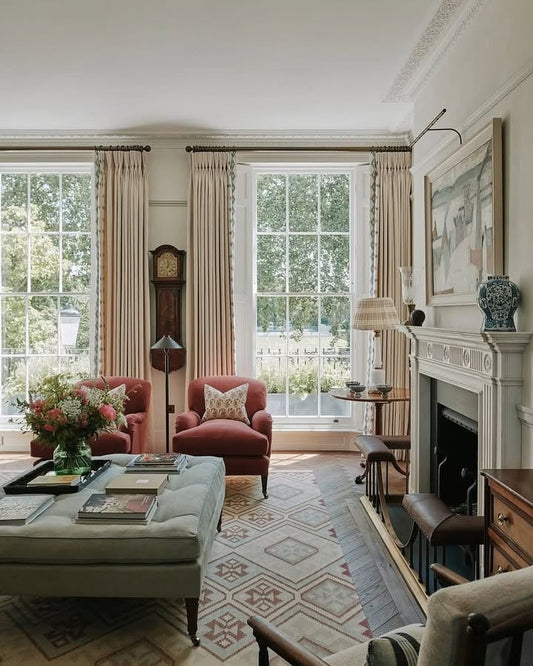 16 Gorgeous Traditional Living Rooms 2026