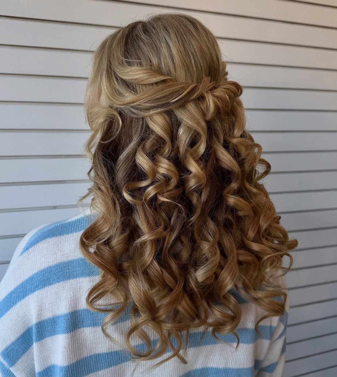 16 Prom Hairstyles Worth Booking Early For