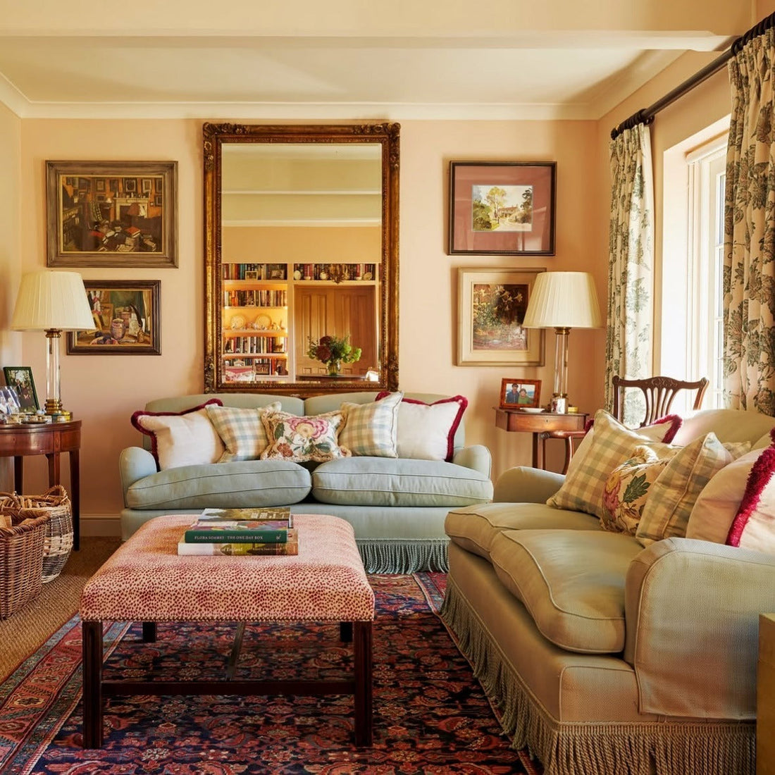 17 Gorgeous Mirrors In Living Room Ideas