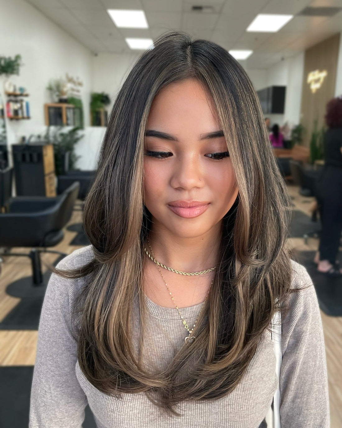 18 Brown Hair with Highlights Styles 2026
