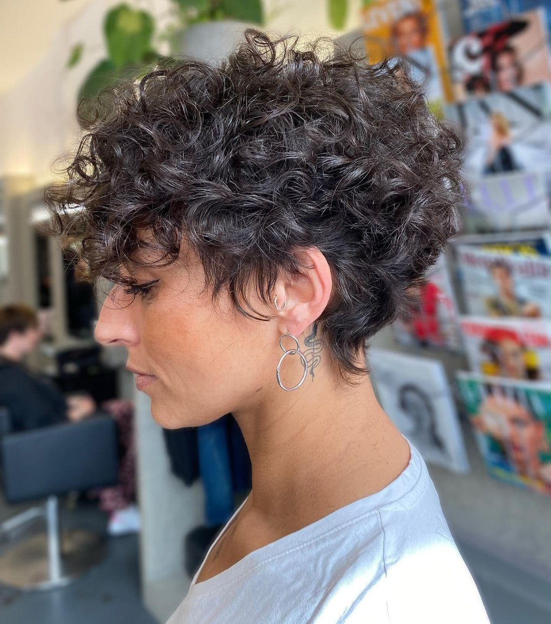 16 Must-See Curly Pixie Cut Ideas for 2026