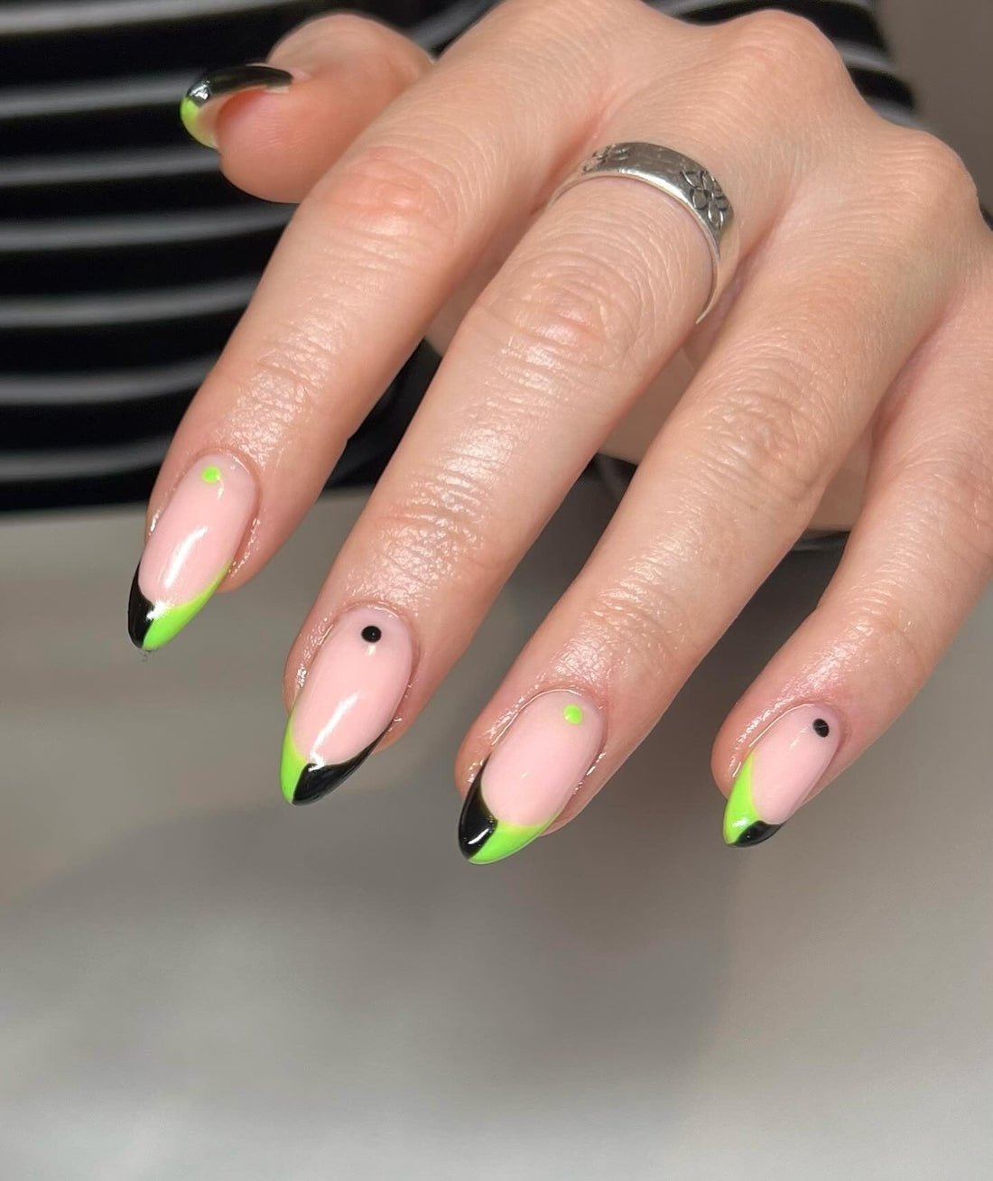 16 Black and Green Nail Ideas for Trendy Nails