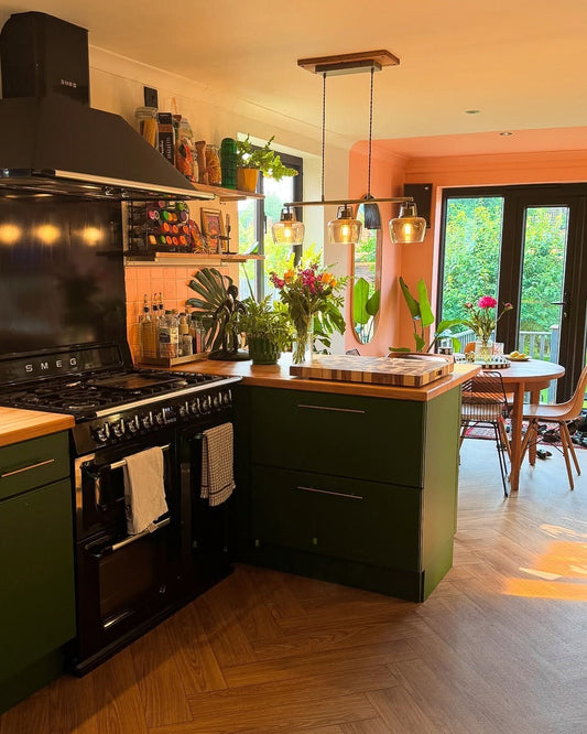 17 Sophisticated Moody Kitchen Ideas to Copy