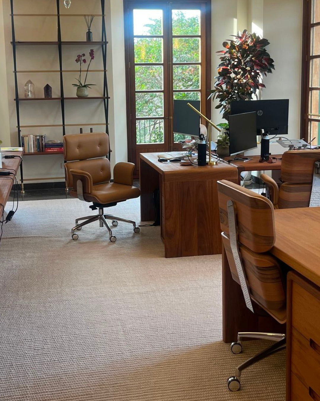 16 Office Furnishing Ideas for Better Workflow