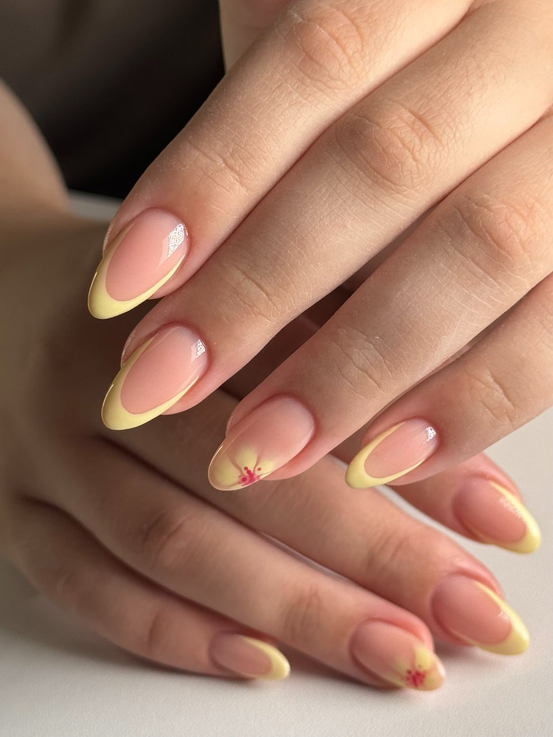 18 Modern Yellow French Tip Nail Ideas 2026