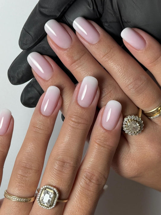 16 Must-See Old Money Nails for 2026