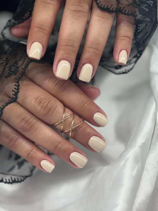 16 Beautiful Nail Ideas That Look Luxurious