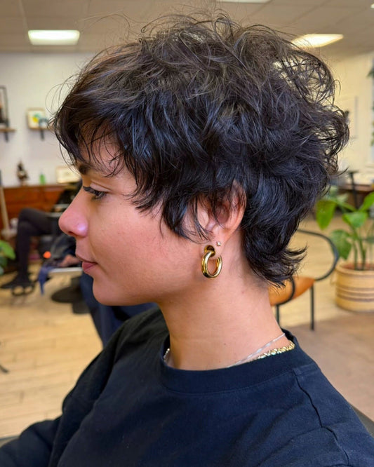 17 Amazing Short Hairstyles with Bangs 2026