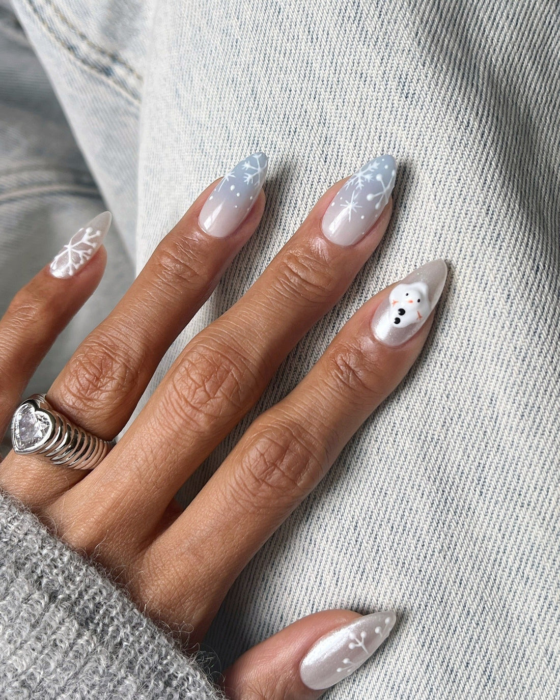 17 Cute Snowman Nail Ideas to Brighten Your Season