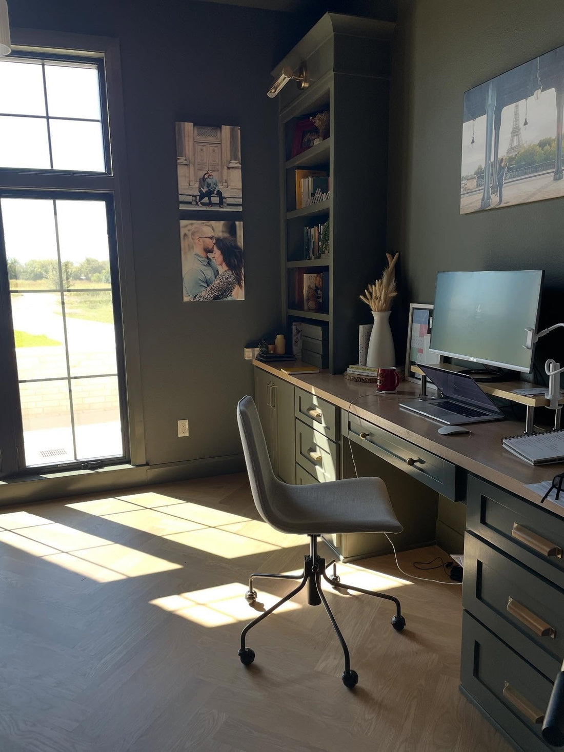 17 Moody Office Ideas for 2026 with Dramatic Style