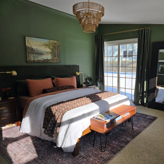 17 Stylish Green Walls Bedroom Ideas for a Modern Home