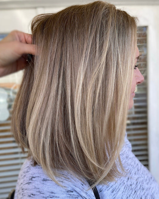 18 Elegant Straight Haircuts with Bangs