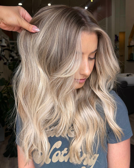 18 Radiant Sandy Blonde Hair Color Ideas