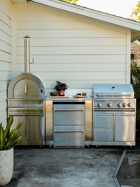 16 Backyard Kitchen Ideas with Built-In Grills