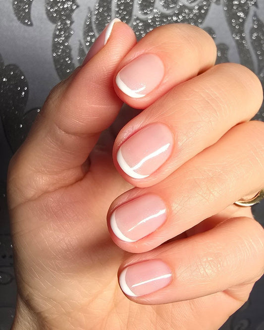18 Short French Manicure Nail Ideas That Look Super Neat